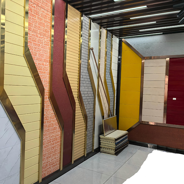 Energy-efficient insulation panel